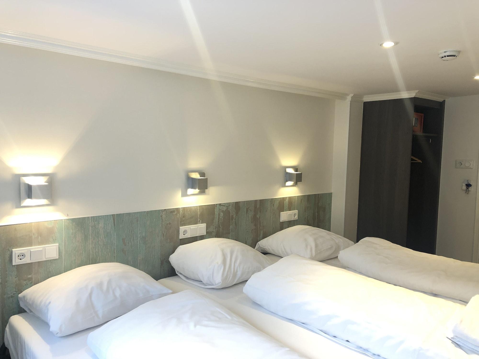 Hotel Damrak Inn Amsterdam Exterior photo